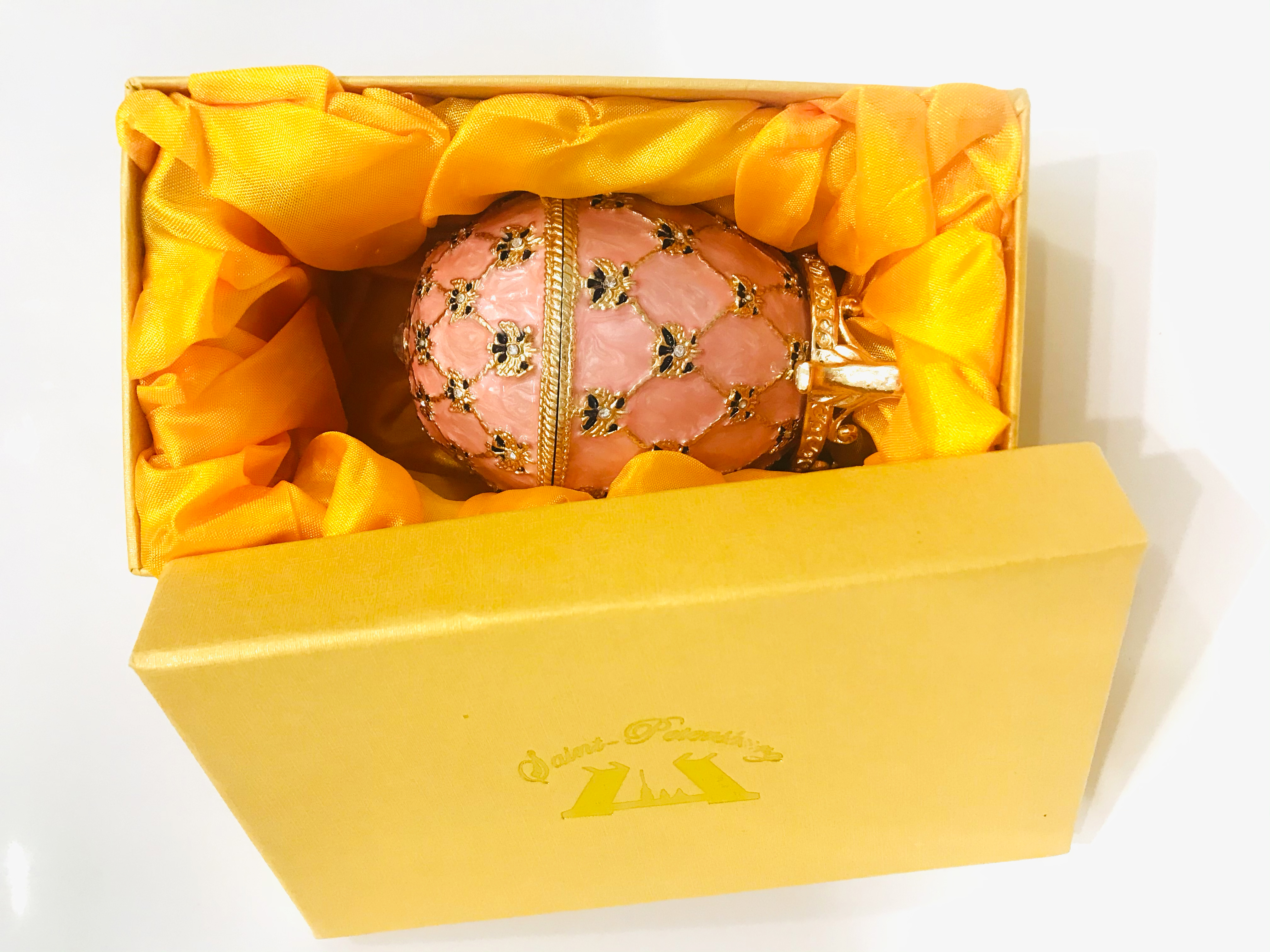 Яйцо-шкатулка Фаберже среднее "Коронационное с каретой " A1911-14 розовое фото 5