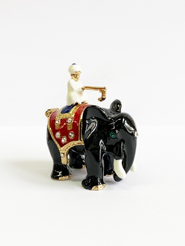 Яйцо Фаберже "Сосновая Шишка" со слоном E06-8 фото 4